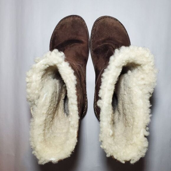 UGG Australia Kona Brown Suede Lambskin Boots Size 6 - Picture 7 of 12